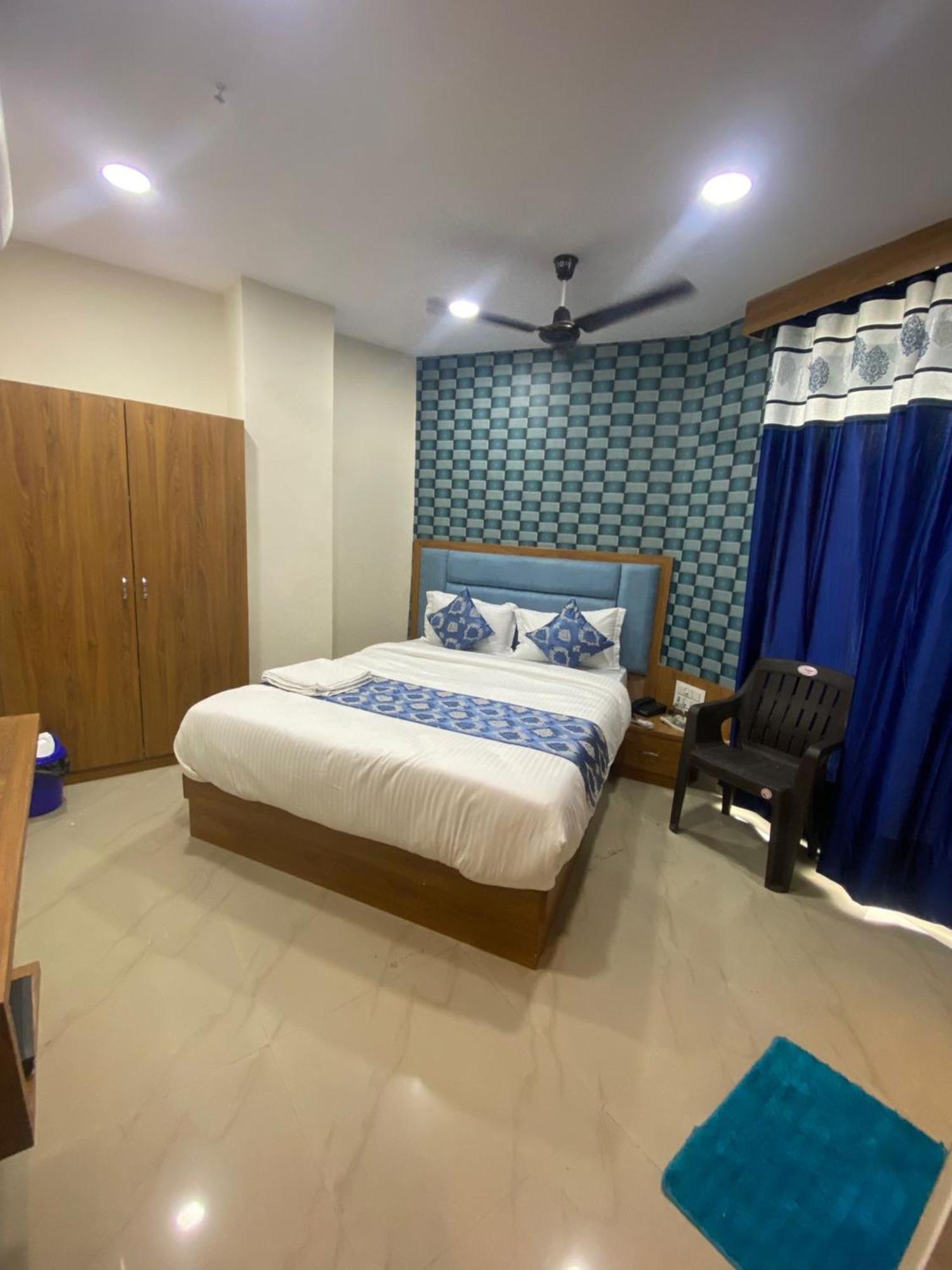 Hotel Surya Villa Ahmedabad Exterior photo